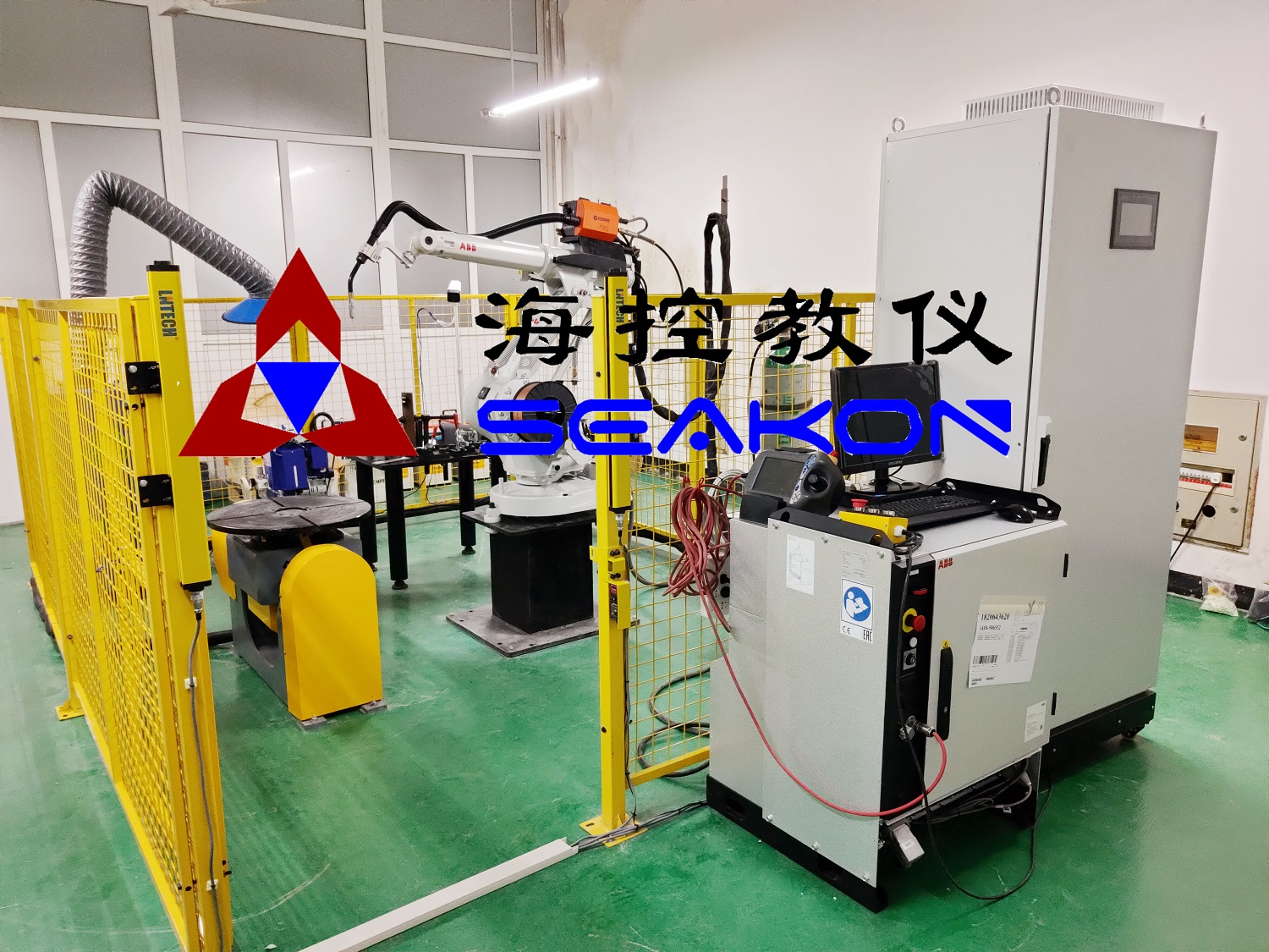 SKARB-23型 工業機器人焊接工作站